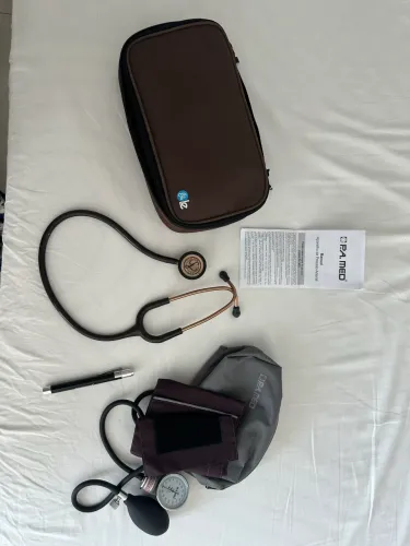Kit Estetocopio Classic lll Chocolate 5809 + Esfigno + Case + Lanterna