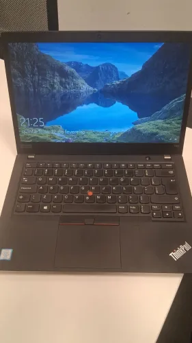 Notebook Lenovo T490