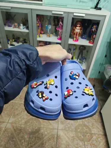 Crocs 