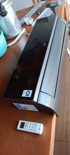 Ar condicionado LG inverter espelhado 12 mil BTUs