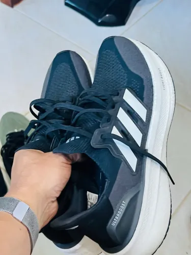 Tênis Adidas Ultraboost