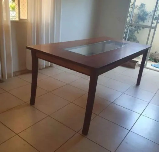 Mesa de jantar madeira