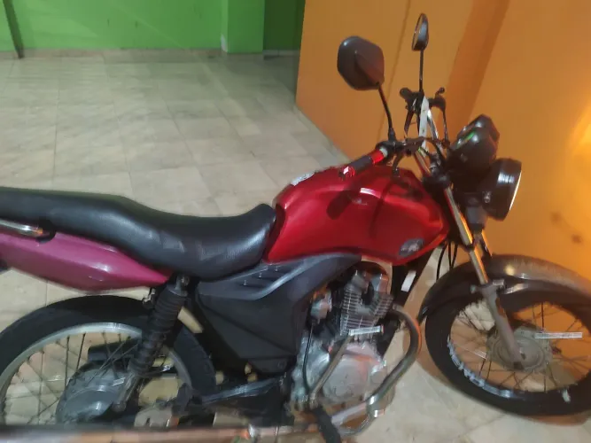 Vendo Fan 125 em dias parte de força toda da 150