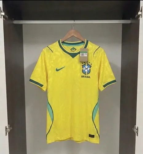 Camisa do Brasil M jogador (com etiqueta)