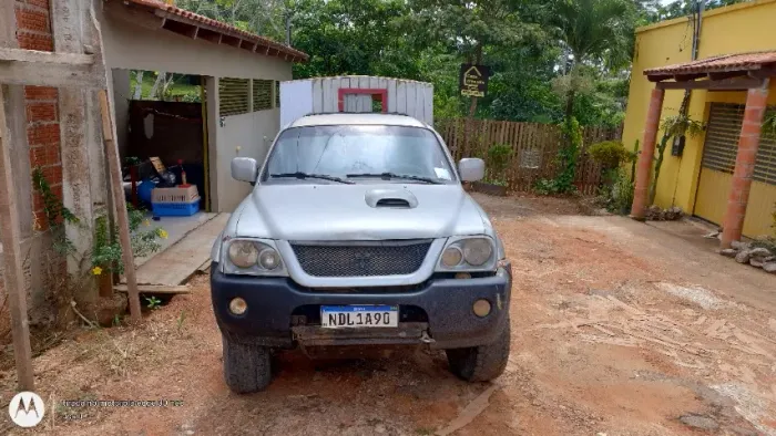 Mitsubishi L200 GLS 2.5 4X4 CD Diesel 2005