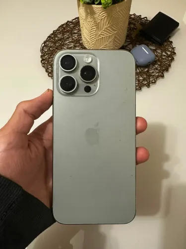Iphone 15 Pro Max - Impecável