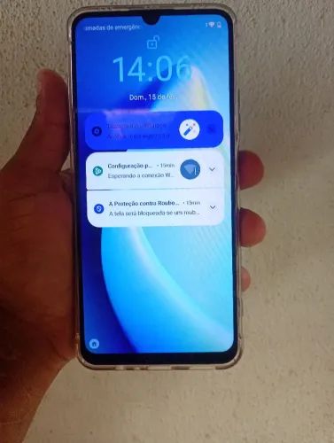 Vendo celular usado bem conservado top 