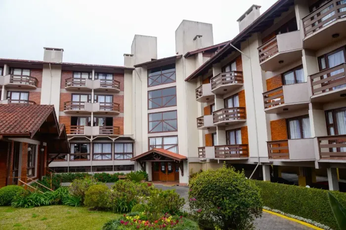 Aluguel Temporada, c/ 35 m2 com 2 quartos em Centro - Gramado - RS