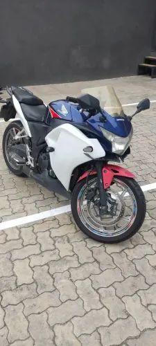 CBR 250r 2012