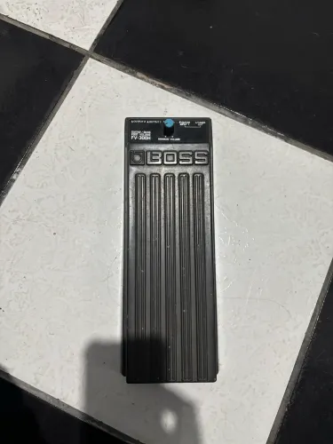 Pedal de volume para Guitarra e baixo
