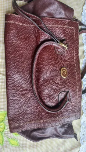 Bolsas da Castro e Mônica Sanches