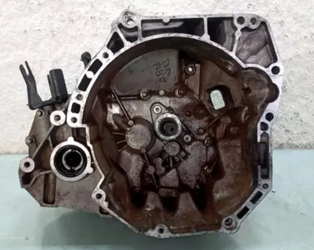 Câmbio Sucata Para Retirada De Peças Versa 1.0 Manual 2017