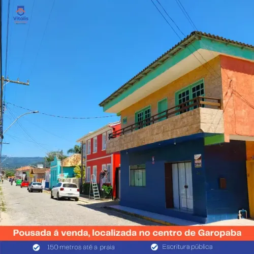 Pousada á venda localizada no centro de Garopaba, situada a 150 metros até a Praia