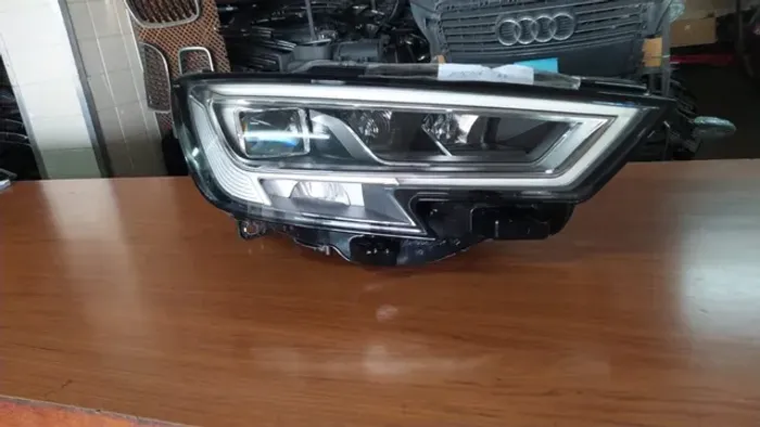 Farol Audi A3 Rs3 2018 