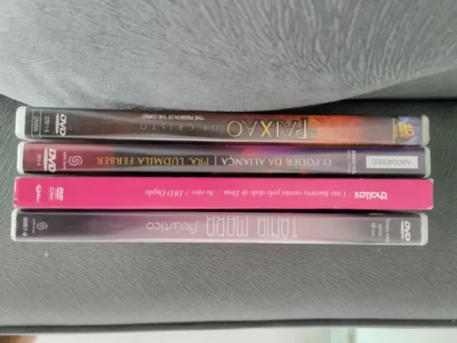 4 DVDs Tânia Maria, Paixão de Cristo, Thalles e Ludmila Ferber.