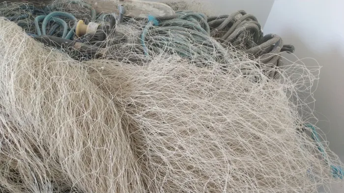Rede de pesca malha 08 e 09, altura 12 metros