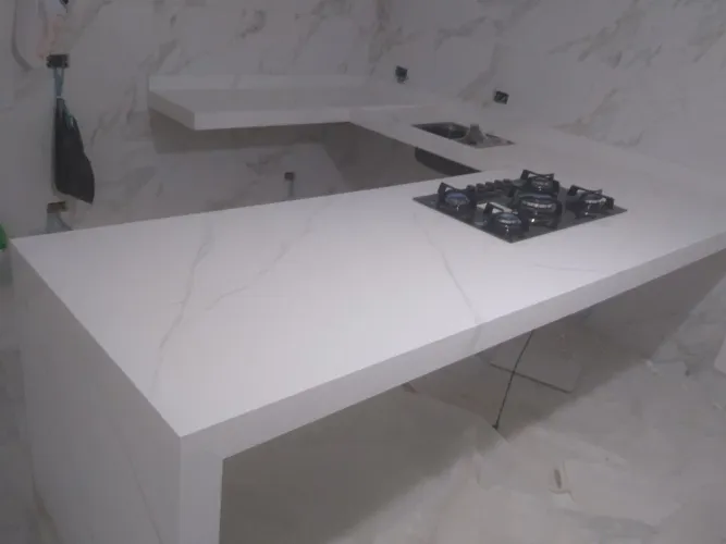 pia escupida em porcelanato