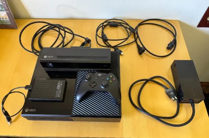 Xbox One Fat 500GB com Kinect