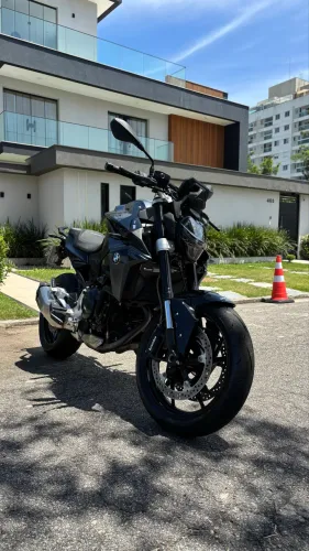 BMW F900R SPORT PLUS TRIPLE BLACK