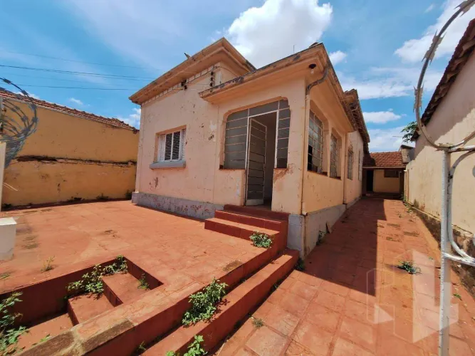 Casa com 3 dormitórios à venda, 300 m² por R$ 370.000,00 - Vila Nova - Jaú/SP