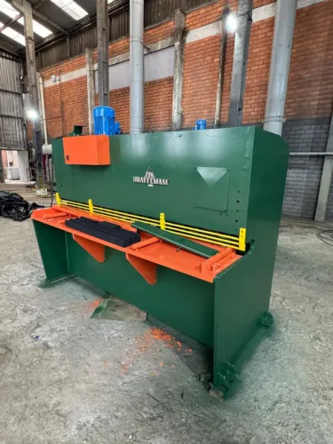 Casal Dobradeira e Guilhotina Braffemam 1/8X2000 + Serra Ronemak MR200