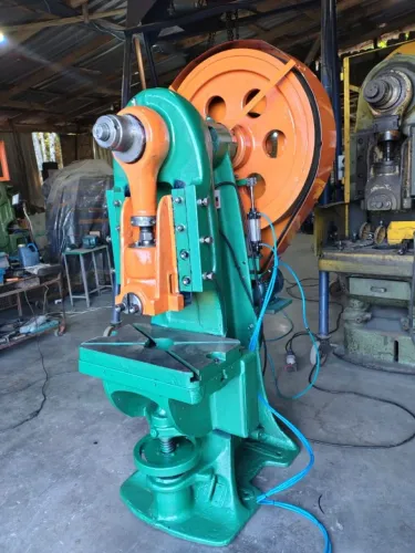 Prensa Excêntrica para 45 Ton