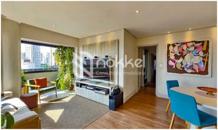 Apartamento com 105 m², 3 quartos sendo 1 suíte à venda na Vila Mariana.