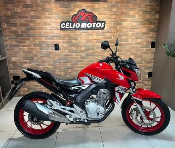 HONDA CB 250F TWISTER 2021