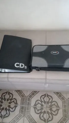 porta CDs DVDs
