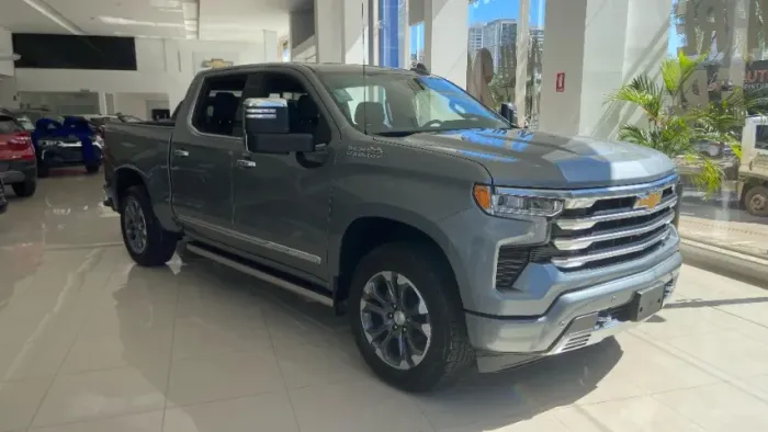 Chevrolet Silverado High Country 5.3 V8 AWD Aut. 2025