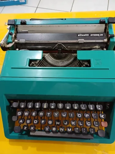Maquina de escrever 