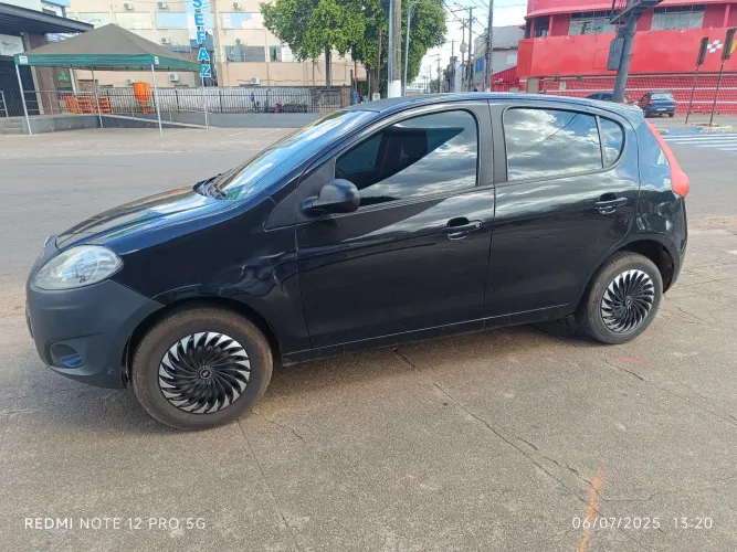 Fiat Palio Attractive 1.0 EVO Fire Flex 8V 5P 2013