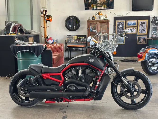 Harley-Davidson V-Rod Muscle (VRSCF) 2012