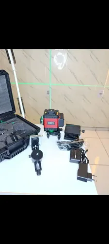 nível a laser 12 linhas completo 2 baterias e controle remoto