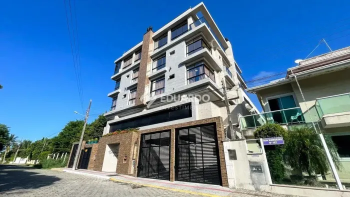 Cobertura Duplex à Venda em Bombinhas Excellence Residence, 130m da Praia de M
