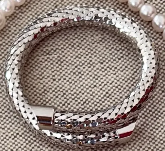 Bracelete estiloso prateado