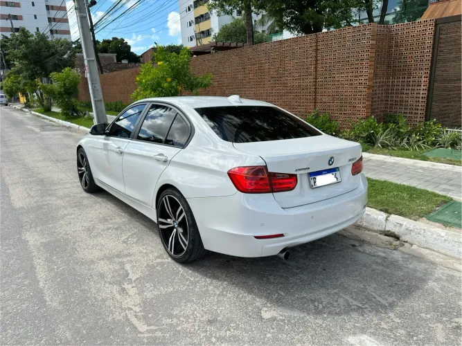 BMW 320I A 2.0 Turbo/activeflex 16V 184cv 4P 2014