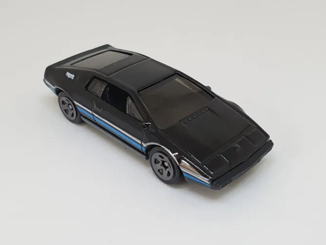 Hot wheels Lotus Spirit S1 escala 1 64