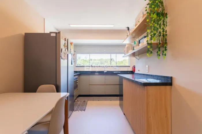 Casa em Condominio em Forquilhinhas - São José, SC
