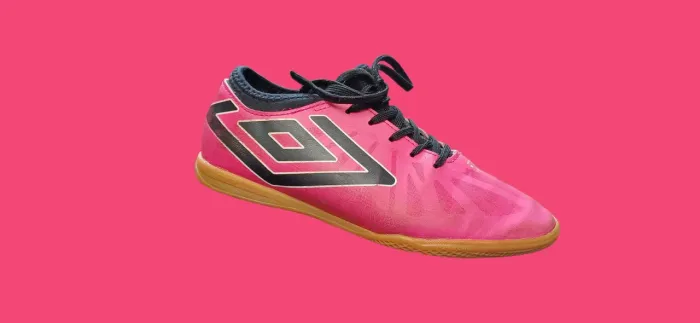 Chuteira Futsal Rosa Umbro número 35