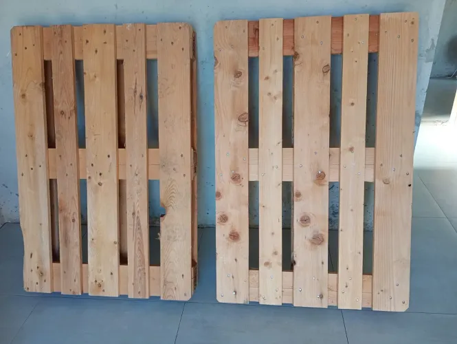 Pallets de madeira 1.20X0.80