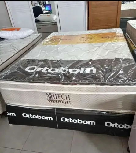CAMA BOX QUEEM 158x198 BASE + COLCHÃO ORTOBOM