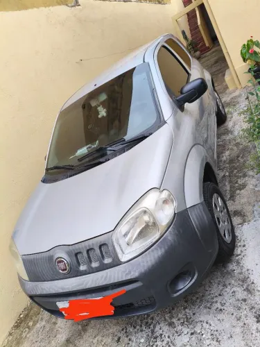 Fiat Uno Vivace Celeb. 1.0 EVO F. Flex 8V 3P 2012