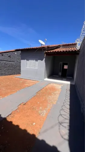 Casa a venda no Residencial Goiani-ap de Goiânia