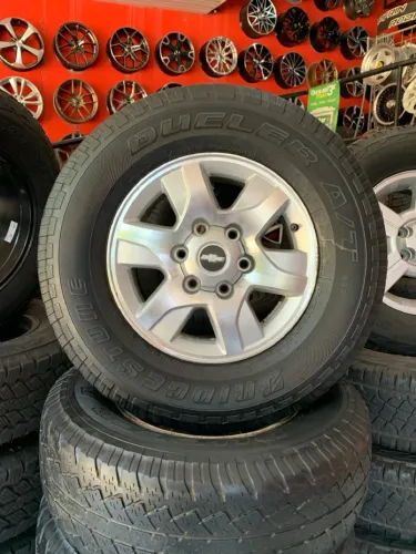Rodas S10 LT aro 16 6x139 com Pneus