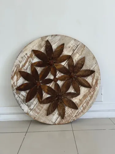 Mandala para parede em madeira e metal 