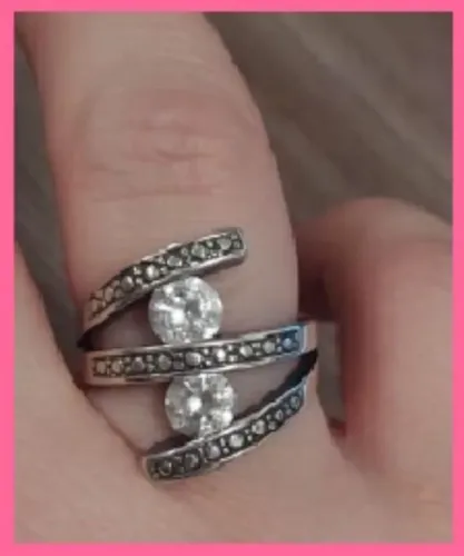 Anel de Prata com Pedras - Tam 16/17