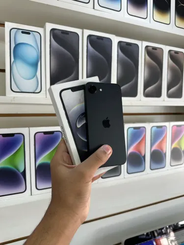 IPHONE 16E 128 GB - USADO