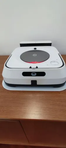 Robô Passa Pano Inteligente Bivolt Braava jet® m6 iRobot