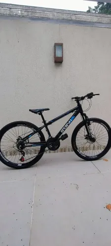 Bicicleta GTSM1